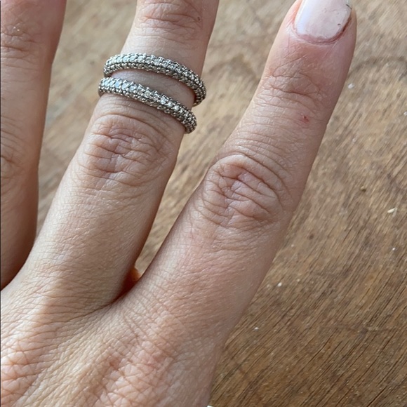 ONE Wedding Band - Picture 8 of 8